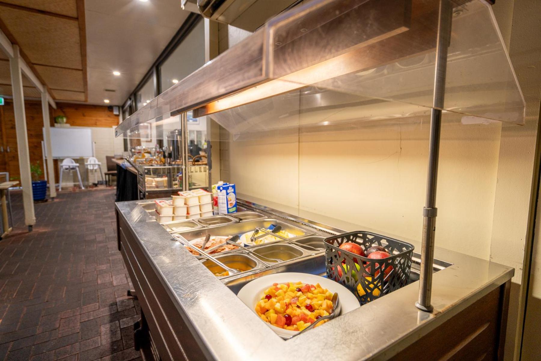 Hospitality Carnarvon, Surestay Collection By Best Western Экстерьер фото